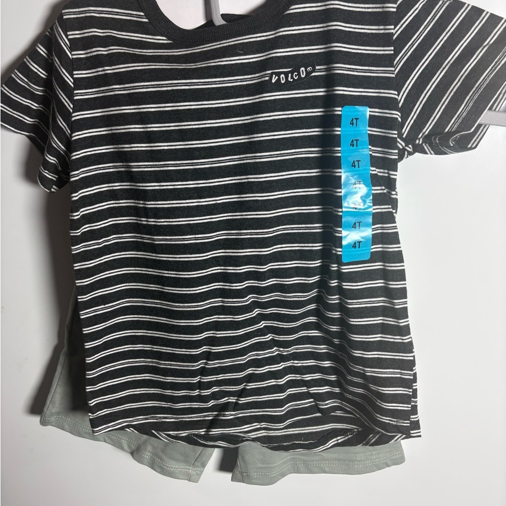 Volcom 2 piece set Black and White Striped Kids T-Shirt and short